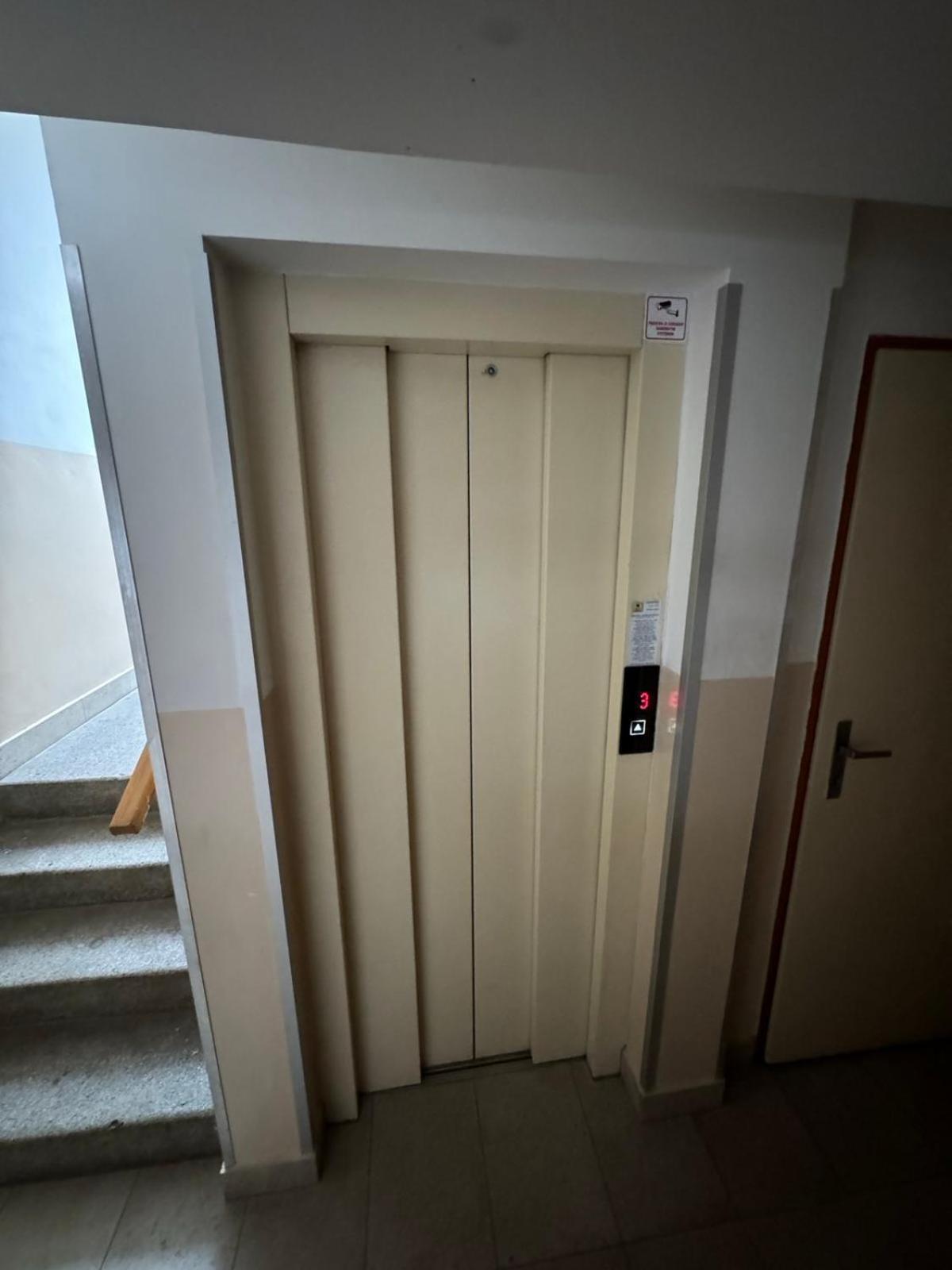 קושיצה Apartman Sabo Komenskeho מראה חיצוני תמונה
