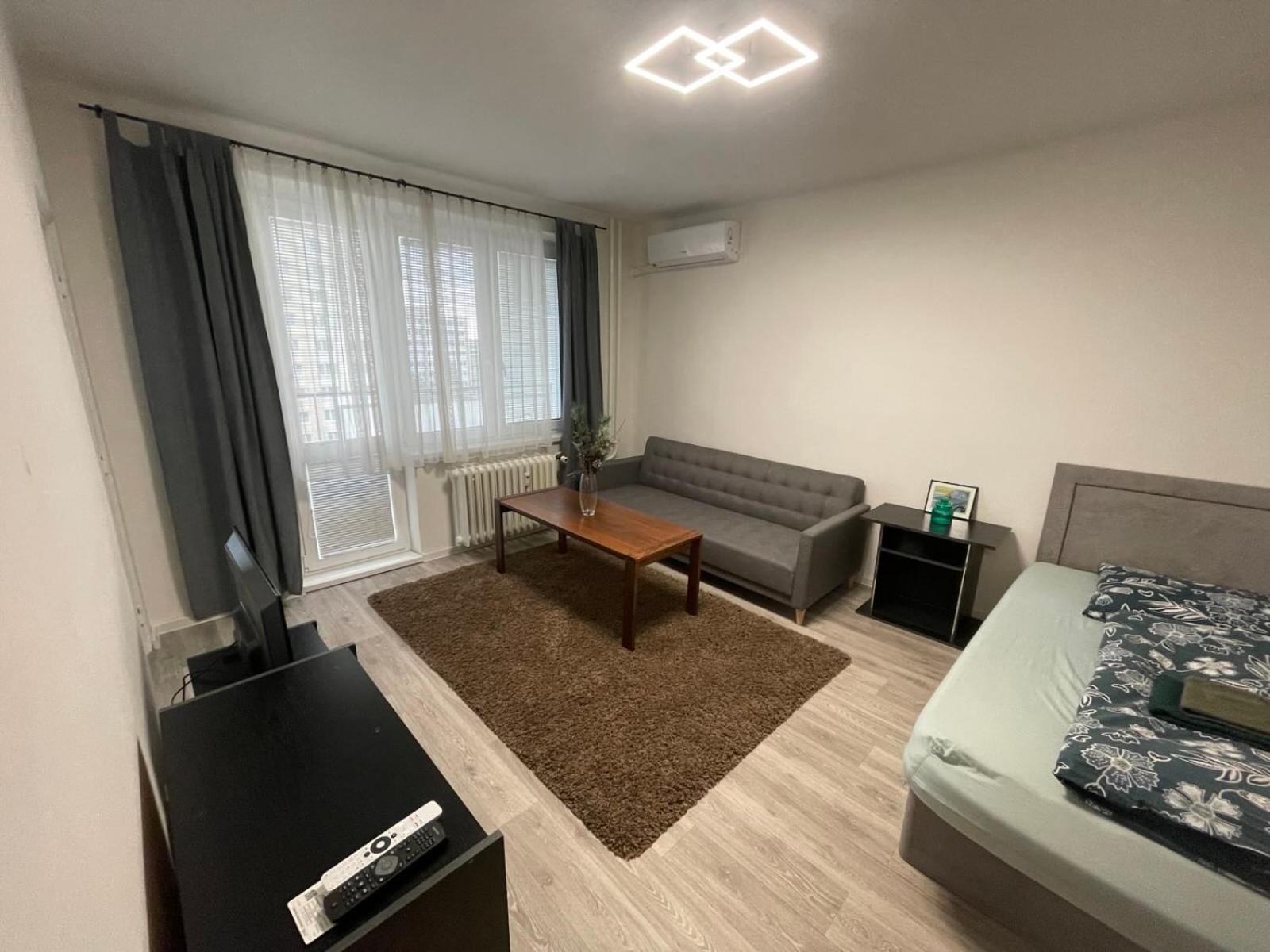 קושיצה Apartman Sabo Komenskeho מראה חיצוני תמונה